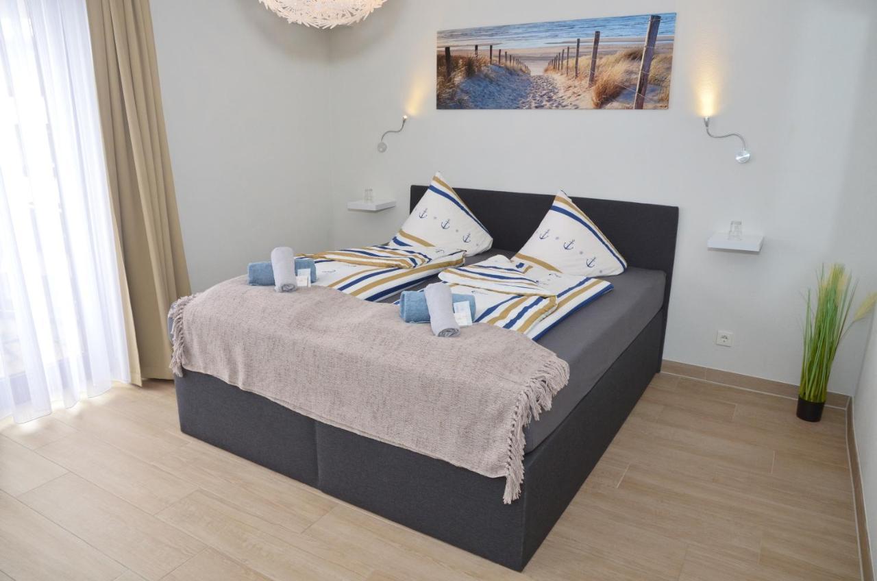 Hotel Zur Seerobbe Κουξχάφεν Εξωτερικό φωτογραφία